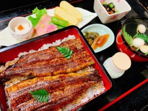 【滋賀・守山】良菜民酒　花螢｜近江牛やビワマス、天然鰻など地元食材を楽しめる掘りごたつ居酒屋