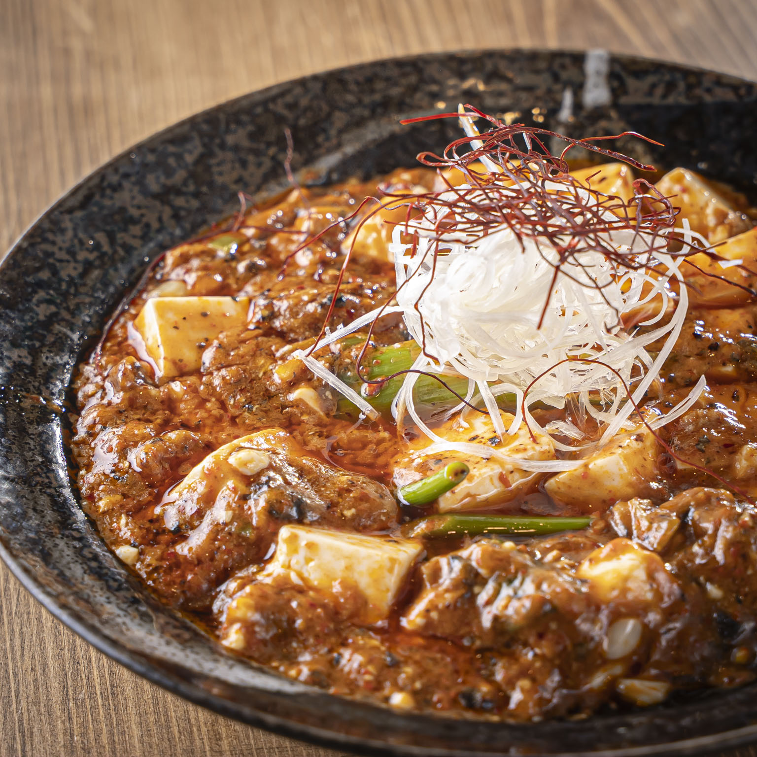 【滋賀・大津＋草津】麻婆豆腐専門店 color’s 辛ぁ～ず｜辛さ7段階、今日はどこまでいく？本格麻婆豆腐